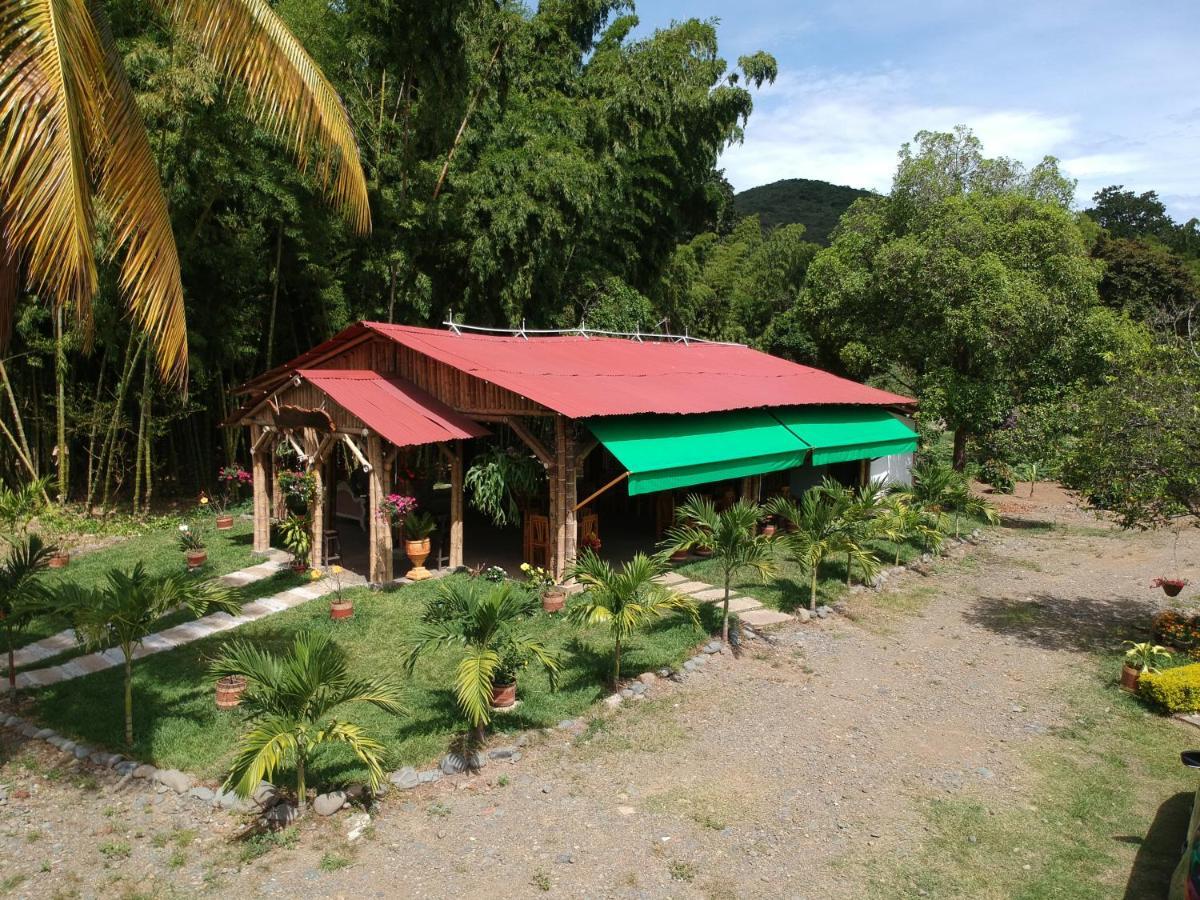 Hotel Campestre Campos Verdes Roldanillo Bagian luar foto