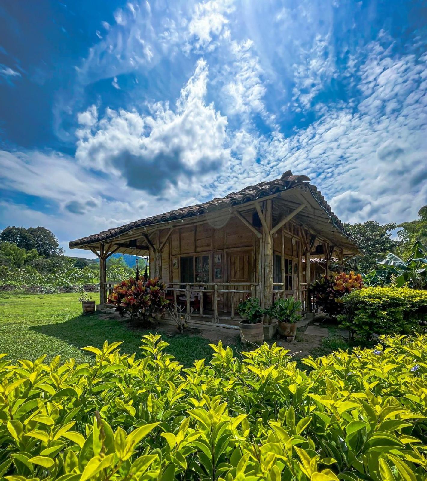 Hotel Campestre Campos Verdes Roldanillo Bagian luar foto